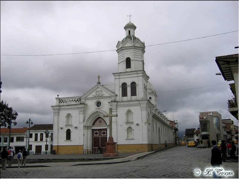 Equateur : photo de Cuenca- Eglise San Sébastian 