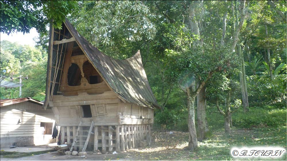indonesie sumatra : Le pays BATAK Maison Batak 
