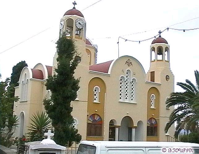 Chapelle orthodoxe dans un village